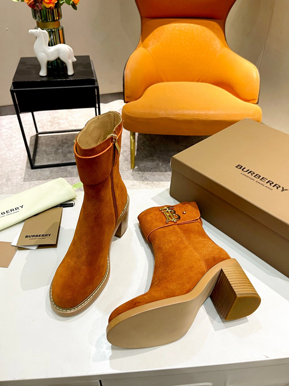 coco- 2022 Barrel height （18cm）， heel height 7.5cm， ：Sheepskin item:B-X198J1909